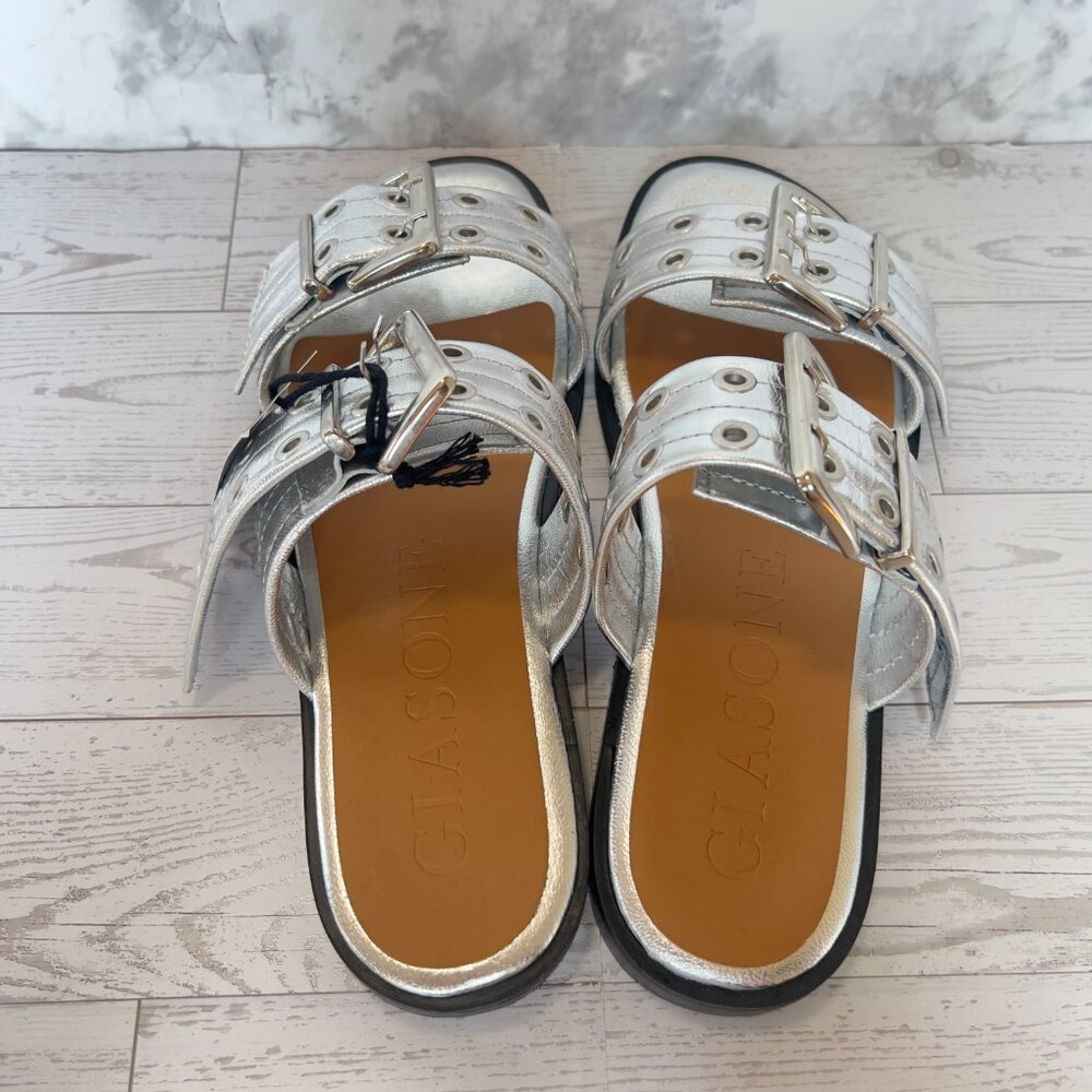 GIASONE Silver Metallic Women's Buckle Two-Strap Sandals Size EU39 - Picture 3 of 6
